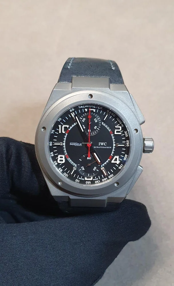 IWC Ingenieur AMG Chronograph Automatik Titan Herrenuhr